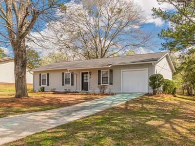 105 Adrian Dr, Stockbridge, GA, 30281