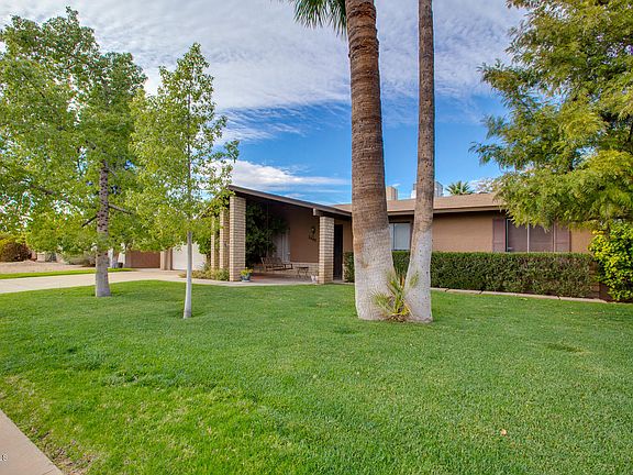 3rd image of 3440 E Lupine Ave