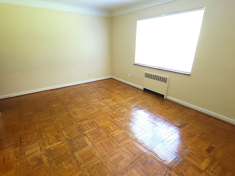 3897 Vine St — Photo 4