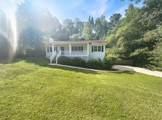 255 Hollyberry Dr, Dallas, GA 30157