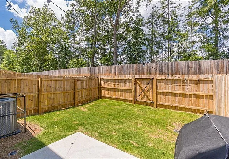 5392 Brooklands Dr — Photo 17