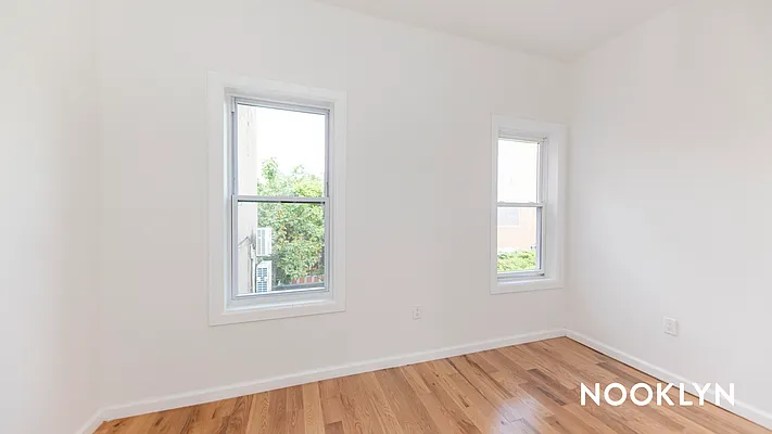 Rented by Nooklyn NYC LLC | media 11