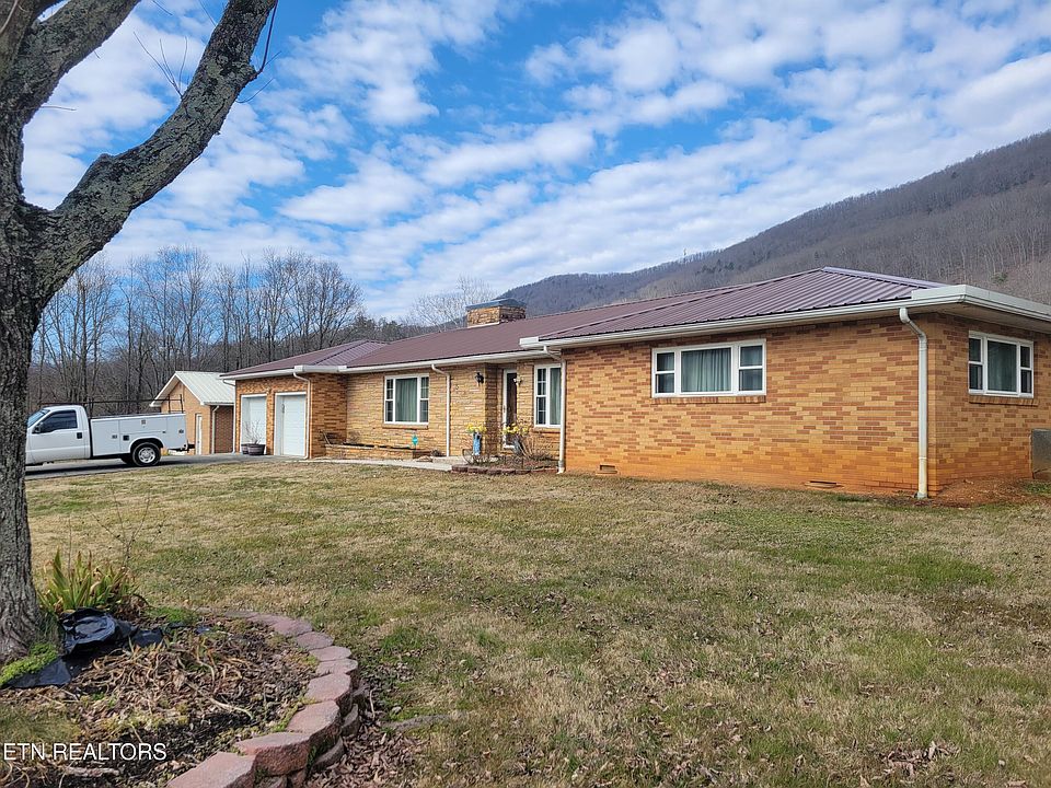 1st image of 132 Ridgecrest Dr