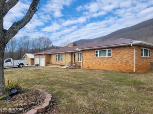 132 Ridgecrest Dr, Harriman, TN 37748