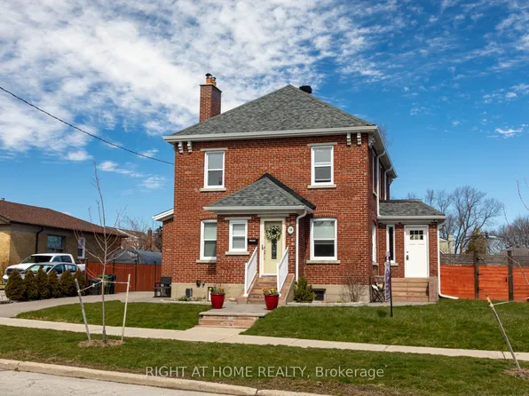 34 Kecala Rd, Toronto, ON M1P 1K6