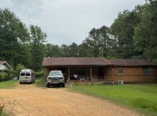135 Ouachita Rd #400, Camden, AR 71701
