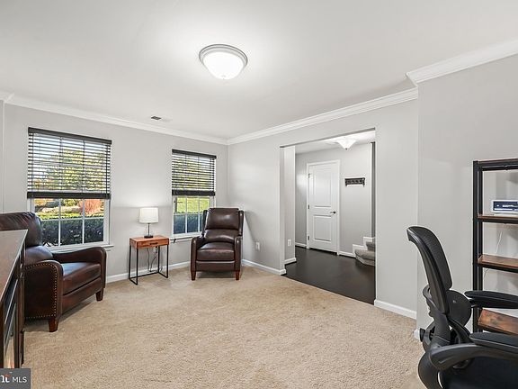5th image of 25705 Clairmont Manor Sq