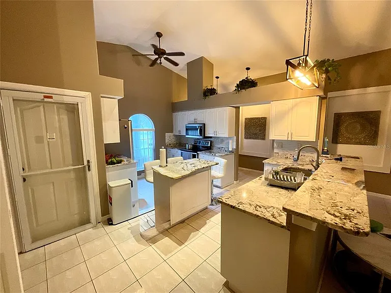 2789 Morningside Dr — Photo 5