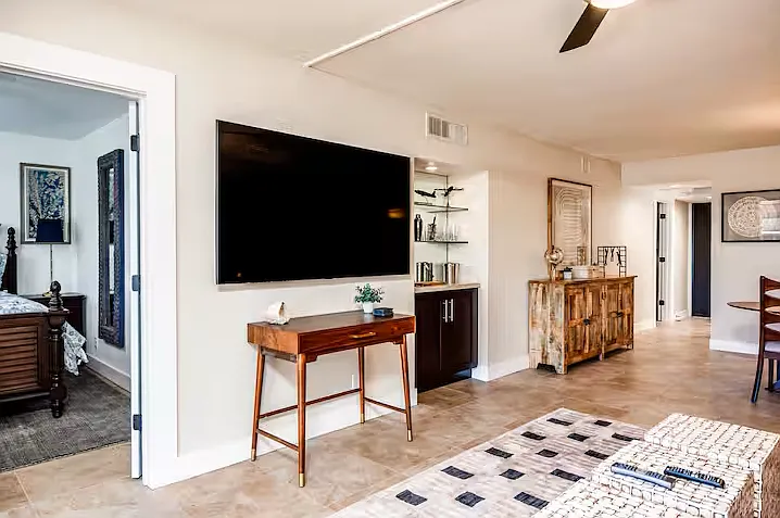 7625 E Camelback Rd #126B — Photo 3
