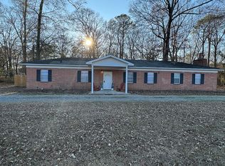 221 Harbor Ln, Brandon, MS 39047