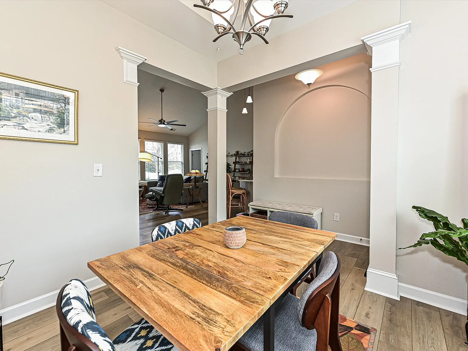4 bed, 2060 sqft, $2,750 — Photo 4