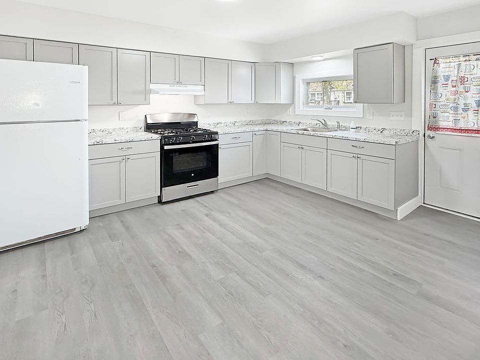 1st image of 7 King St
