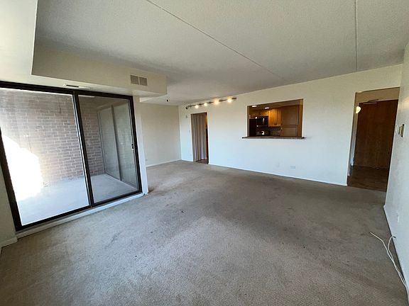 4th image of 500 Park Ave APT 634