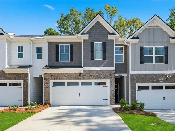 1326 Aura Ln, Lawrenceville, GA 30045