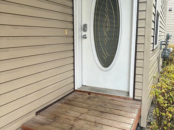 3rd image of 11834 Galloway Loop