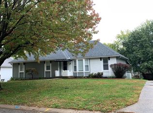 1020 SW 20th St, Blue Springs, MO 64015