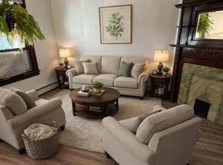 403 1st Ave, Phoenixville, PA 19460