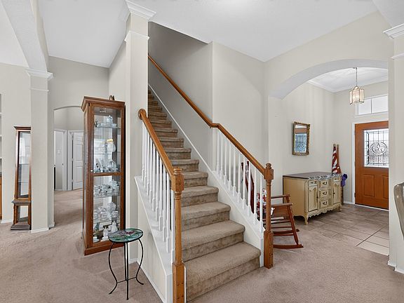5th image of 1635 Luckenbach Dr