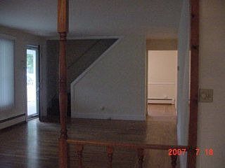 LR/NEW WALLS/HARDWOODS