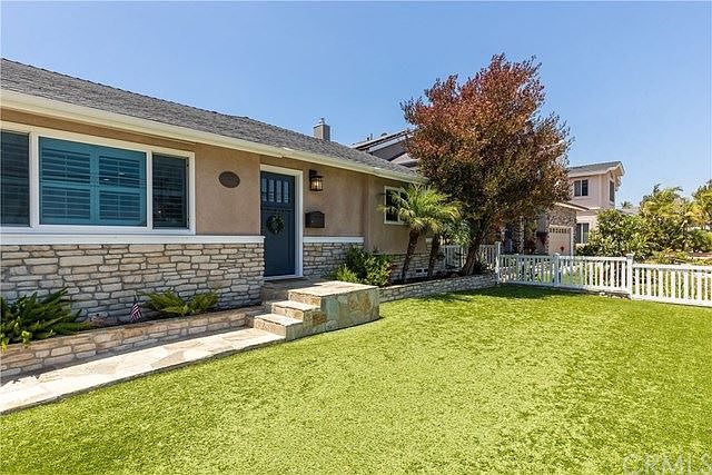 1st image of 21233 Palos Verdes Blvd