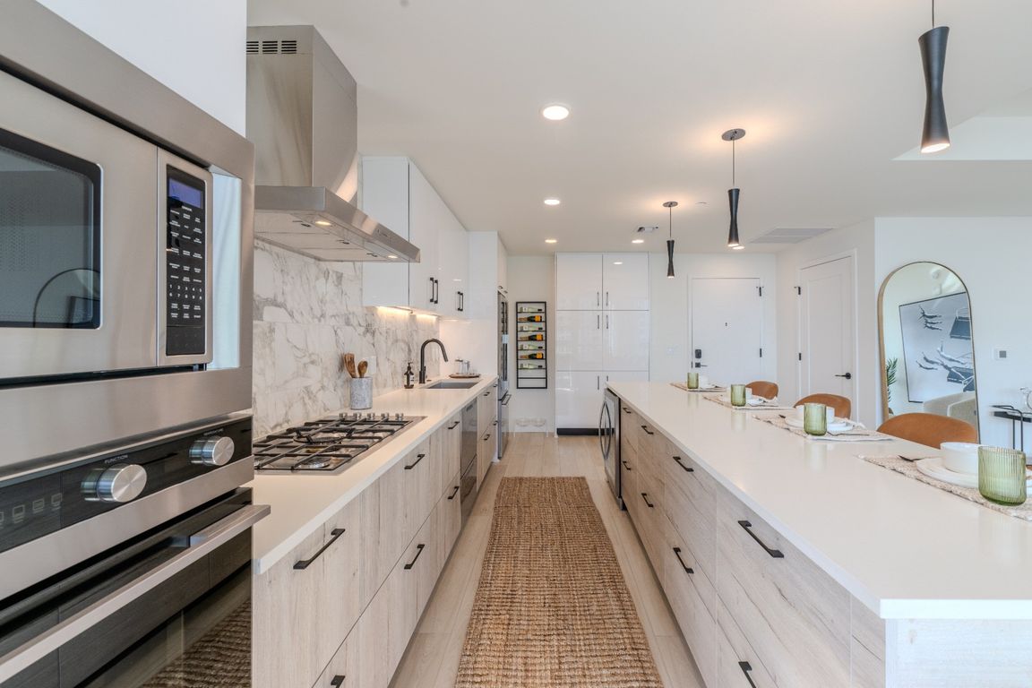 Model Home Kitchen Gables Riverwalk
