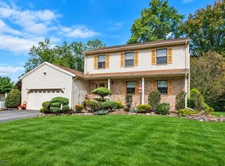 2 Rochambeau Rd, Pequannock Twp., NJ 07444