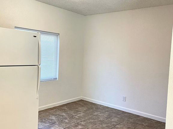 5th image of 2157 Carroll St APT 4