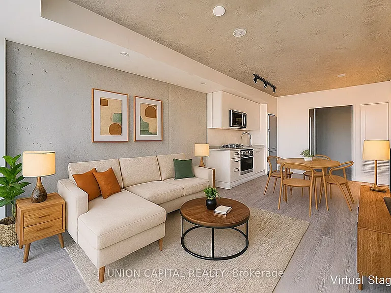 195 McCaul St #502 — Photo 12
