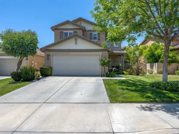 28315 Maitland Ln, Saugus, CA 91350