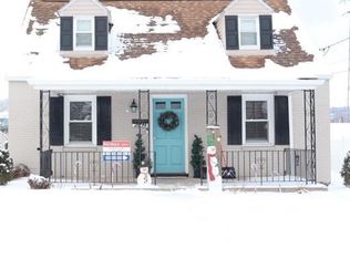 2859 Pioneer Dr, Ambridge, PA 15003