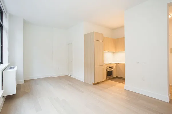 Rented by MNS | media 9