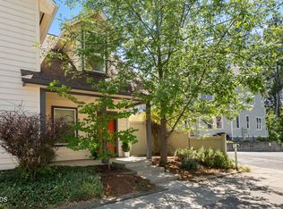 923 Bellview Ave UNIT 2, Ashland, OR 97520