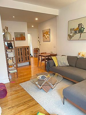 1st image of 152 E 35th St APT 3C