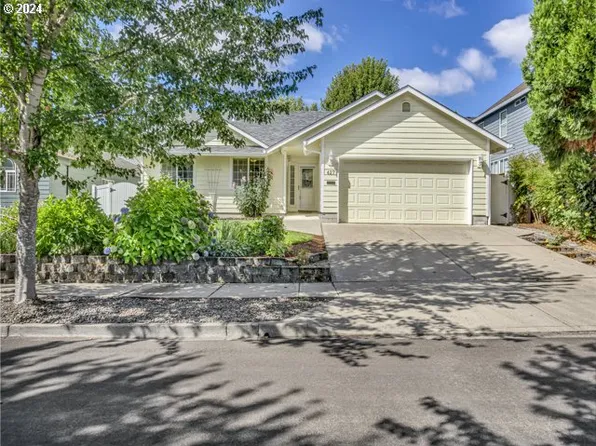 427 SW Howard Dr, McMinnville, OR 97128
