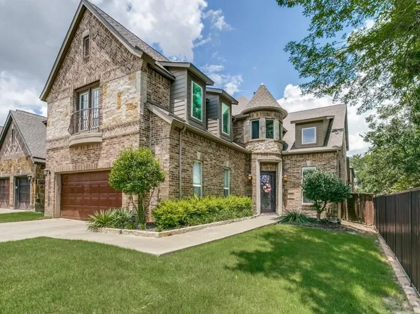 446 Twin Pine Ct, Coppell, TX 75019