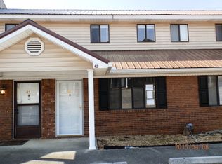908 Sierra Pl APT 42, Dalton, GA