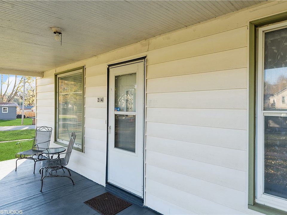 214 2nd St NE, Mitchellville, IA 50169 | Zillow