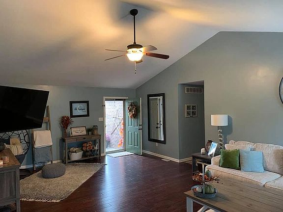 4th image of 217 Kalla Dr