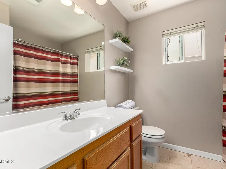 8375 W Dahlia Dr — Photo 9