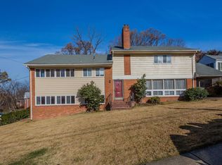 4759 33rd St N, Arlington, VA 22207