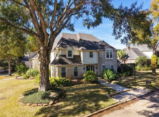 722 Crossroads Dr, Houston, TX 77079