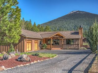 13779 SW Meadow View Dr, Camp Sherman, OR 97730