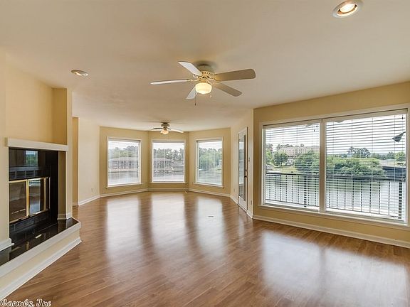 2nd image of 101 Long Island Dr
