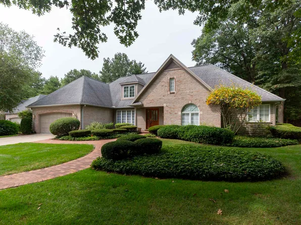51795 Waterton Square Cir, Granger, IN 46530