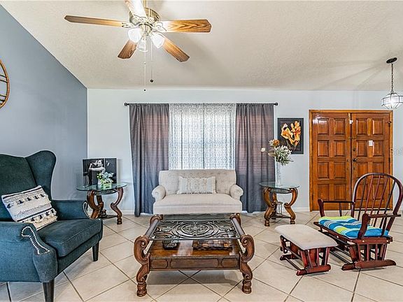 4th image of 5516 Raven Ct