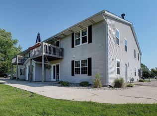 319 Oxford Ct #4, Holland, MI 49423