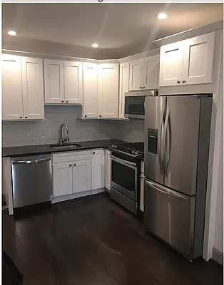 Rented by Vivian Piccolo, LREB | media 8