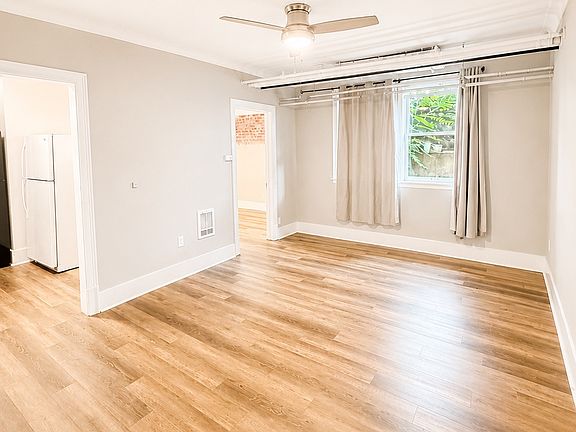 4th image of 1214 W Sprague Ave #B1