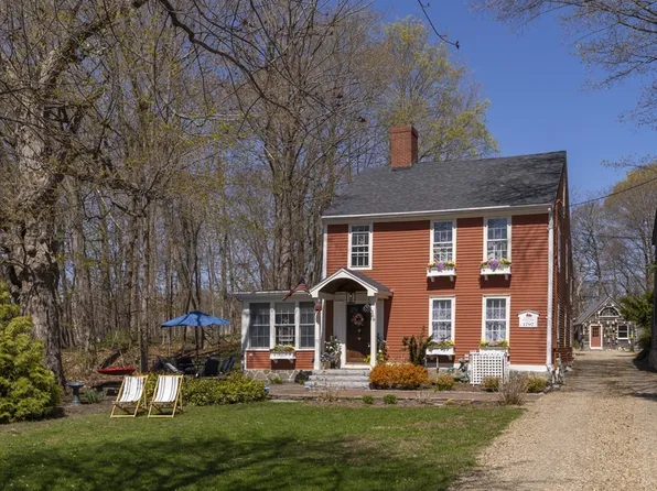 356 Main St, Amesbury, MA 01913