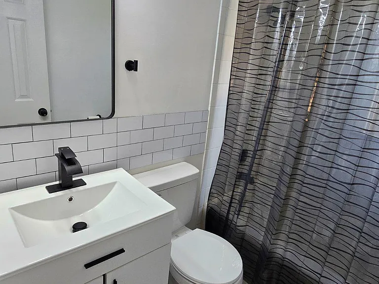 2454 E Swamp Rd #1 — Photo 10